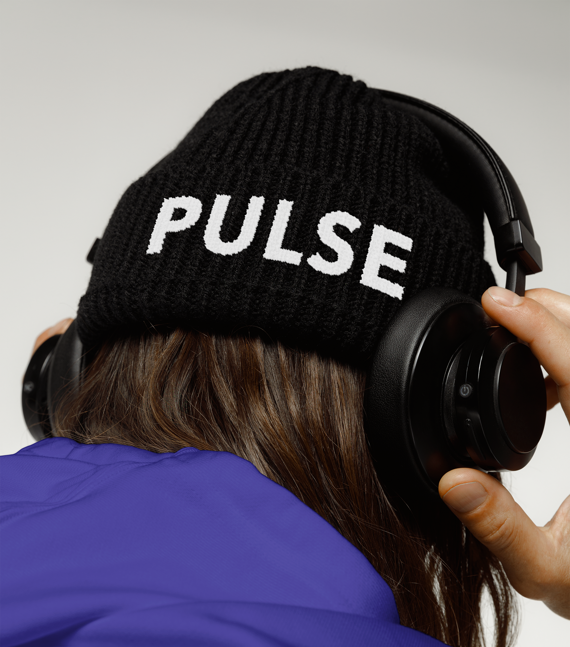 Pulse-beanie-mockup